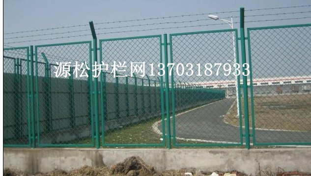 框架護(hù)欄網(wǎng)4