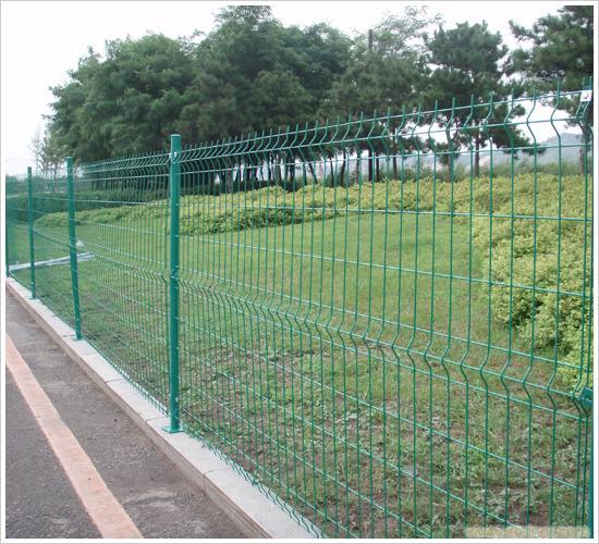 隔離護(hù)欄網(wǎng)3