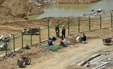 隔離護(hù)欄網(wǎng)4