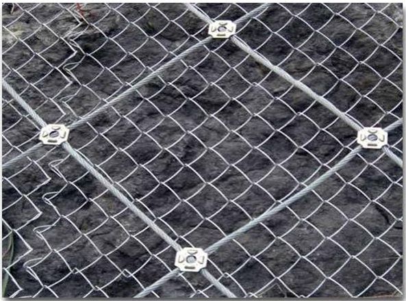 主動(dòng)邊坡防護(hù)網(wǎng)1