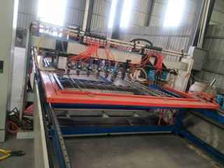 高速公路護(hù)欄網(wǎng)