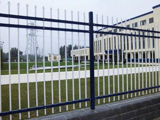 廠區(qū)圍墻護欄1