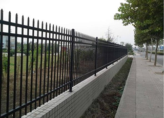 小區(qū)圍墻護(hù)欄
