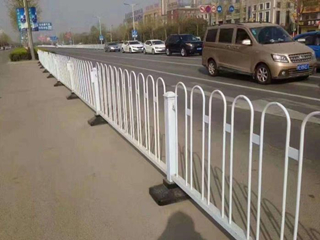 市政京式護(hù)欄網(wǎng)